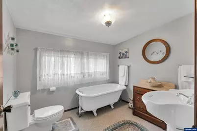 21945 SW Cherry Hill Rd, Sheridan, OR 97378 - Photo 14