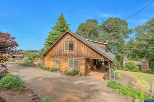 21945 SW Cherry Hill Rd, Sheridan, OR 97378 - Photo 2