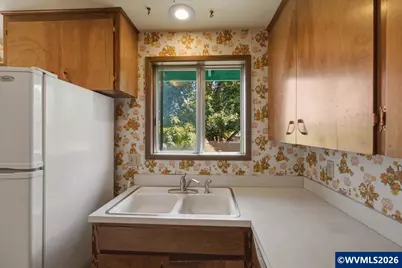 635 SW 56th St, Corvallis, OR 97333 - Photo 16