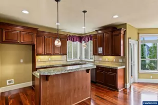 1695 Titan Dr NW, Salem, OR 97304 - Photo 14
