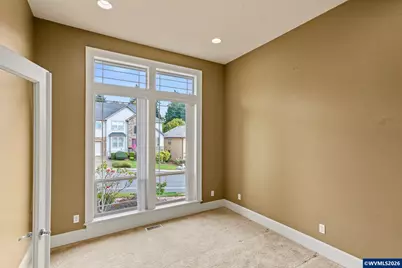 1695 Titan Dr NW, Salem, OR 97304 - Photo 12