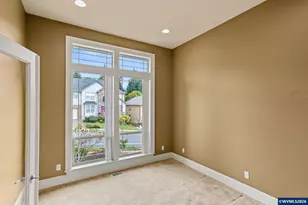 1695 Titan Dr NW, Salem, OR 97304 - Photo 12