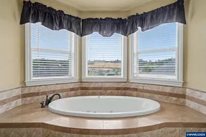 1695 Titan Dr NW, Salem, OR 97304 - Photo 30