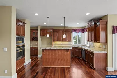 1695 Titan Dr NW, Salem, OR 97304 - Photo 14