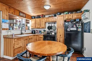 22606 Milk Ranch (&amp 22608) Rd NE, Scotts Mills, OR 97375 - Photo 6