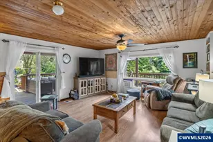 22606 Milk Ranch (&amp 22608) Rd NE, Scotts Mills, OR 97375 - Photo 12