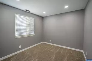 2670 Edgemont St SE, Albany, OR 97322 - Photo 22