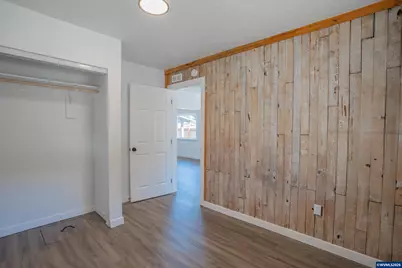 127 S Williams St, Lebanon, OR 97355 - Photo 6