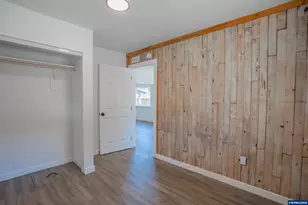 127 S Williams St, Lebanon, OR 97355 - Photo 6