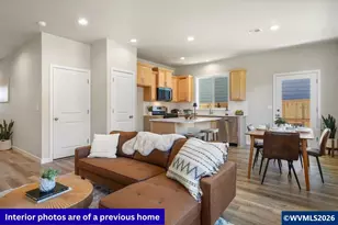 221 NW Royal Av, Dallas, OR 97338 - Photo 6
