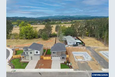 221 NW Royal Av, Dallas, OR 97338 - Photo 28