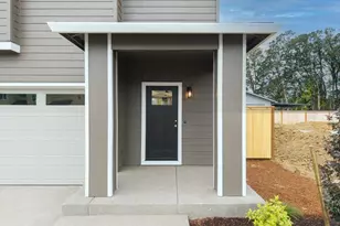 221 NW Royal Ave, Dallas, OR 97338 - Photo 4