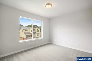 221 NW Royal Ave, Dallas, OR 97338 - Photo 20