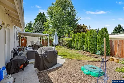 5275 Faircrest Ct SE, Salem, OR 97306 - Photo 38