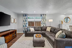 5275 Faircrest Ct SE, Salem, OR 97306 - Photo 10