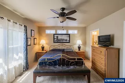 300 SE Lacreole #212 Dr, Dallas, OR 97338 - Photo 18