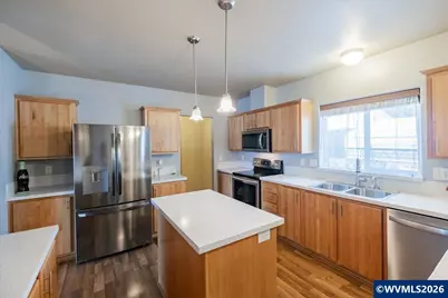 300 SE Lacreole #212 Dr, Dallas, OR 97338 - Photo 14