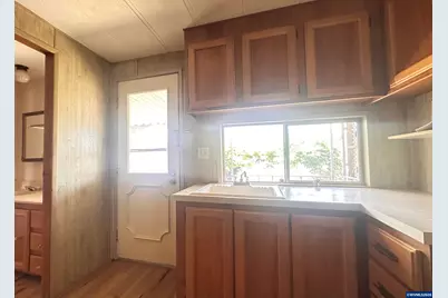 5422 Portland Rd NE #129, Salem, OR 97305 - Photo 26