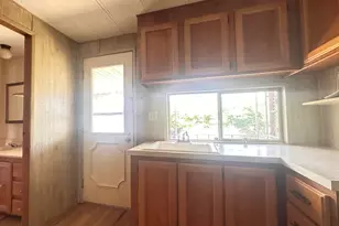 5422 Portland Rd NE, Salem, OR 97305 - Photo 26