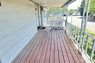 5422 Portland Rd NE, Salem, OR 97305 - Photo 4