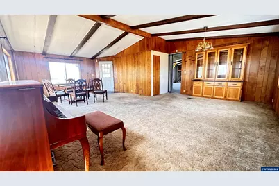 5422 Portland Rd NE #129, Salem, OR 97305 - Photo 6