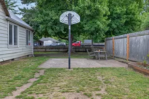 1143 Redwood St, Sweet Home, OR 97386 - Photo 8