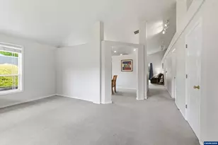 400 Hickory Ct, Lyons, OR 97358 - Photo 18