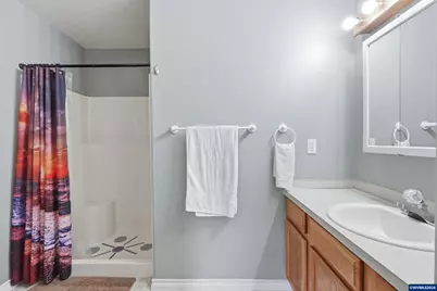 400 Hickory Ct, Lyons, OR 97358 - Photo 24