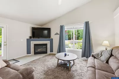 400 Hickory Ct, Lyons, OR 97358 - Photo 16