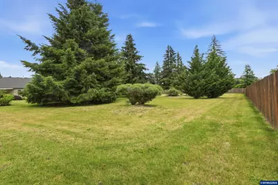 400 Hickory Ct, Lyons, OR 97358 - Photo 10