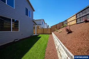 7426 SE Berg Dr, Corvallis, OR 97330 - Photo 6