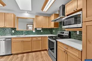 278 Edwards Rd S, Monmouth, OR 97361 - Photo 10