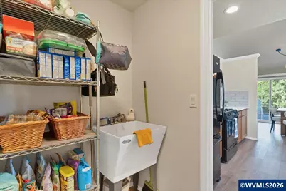 585 NW Marshall St, Dallas, OR 97338 - Photo 22