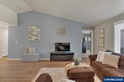 585 NW Marshall St, Dallas, OR 97338 - Photo 10