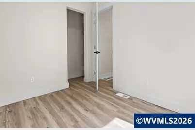 260 20th St SE, Salem, OR 97301 - Photo 20