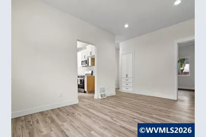 260 20th St SE, Salem, OR 97301 - Photo 10
