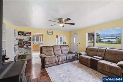 123 N Santiam Hwy, Gates, OR 97346 - Photo 4