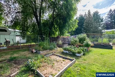 123 N Santiam Hwy, Gates, OR 97346 - Photo 26