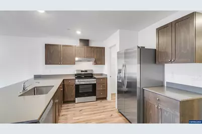 1477 Laura Vista Dr NW, Albany, OR 97321 - Photo 2