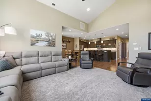 1589 SE Loganberry St, Dallas, OR 97338 - Photo 26