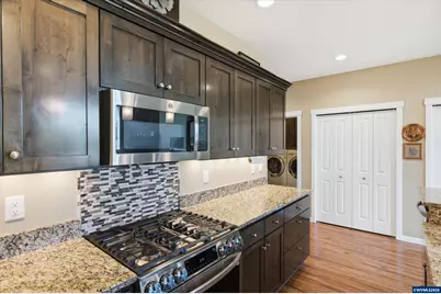 1589 SE Loganberry St, Dallas, OR 97338 - Photo 16
