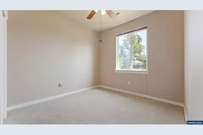 211 Claremont St NE, Albany, OR 97322 - Photo 18