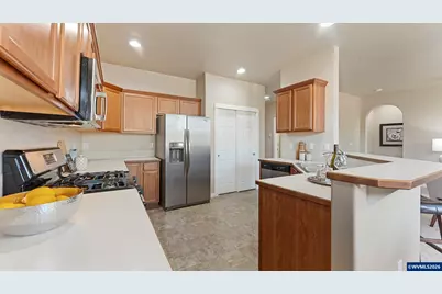 211 Claremont St NE, Albany, OR 97322 - Photo 14