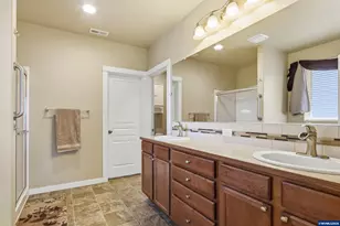 2663 Red Oak St NW, Albany, OR 97321 - Photo 16