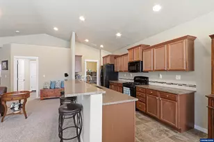 2663 Red Oak St NW, Albany, OR 97321 - Photo 8