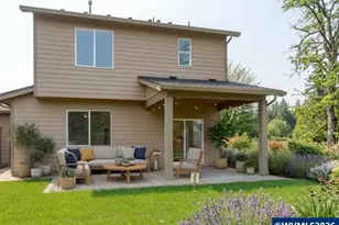 786 Maple St, Independence, OR 97351 - Photo 10