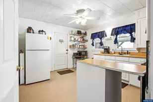 1719 Tamarack St, Sweet Home, OR 97386 - Photo 12