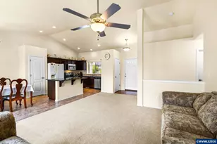 3090 Reed Ave, Woodburn, OR 97071 - Photo 8