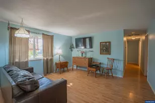 265 S 7th St, Jefferson, OR 97352 - Photo 10