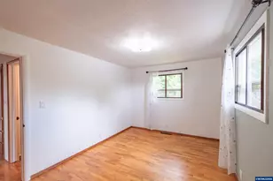 2420 Pine Ln SE, Albany, OR 97322 - Photo 22